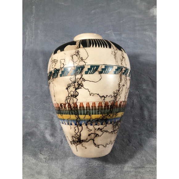 VINTAGE NAVAJO HORSE HAIR POTTERY VASE SIGNED Lorenia watchman - Picture 1 of 4